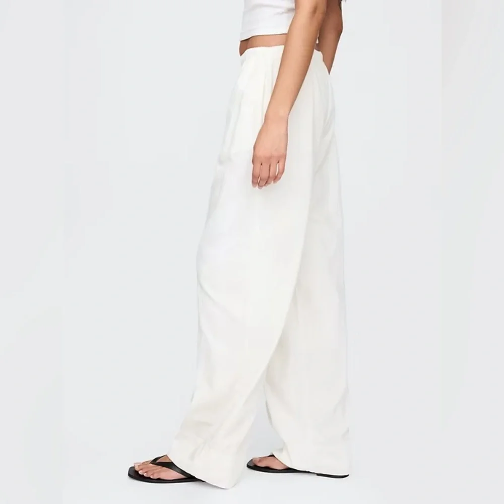 NWT! GAP Off White Linen-Blend Easy Wide-Hem Pants - Multiple🩷 #713975